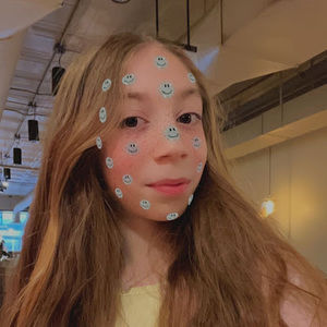 Meet your Posher, Nini